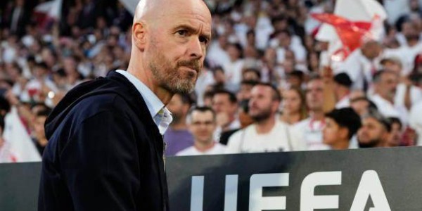 bob半岛体育官网-林良锋：“宝莱坞”防线再次祸害曼联，滕哈赫醒醒吧！