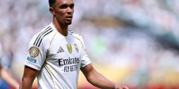 bob半岛体育官方网站-名宿公开炮轰：图赫尔针对阿诺德！这就是私人恩怨，完全没道理|英格兰|亚历山大-阿诺德|加里-莱因克尔|乌拉圭足球队|英格兰足球队_新浪体育_新浪新闻