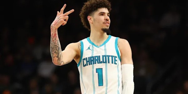 bob半岛体育平台-当家球星打替补，他们在故意摆烂？|黄蜂|拉梅洛|查尔斯-李|NBA|夏洛特黄蜂队_新浪体育_新浪新闻