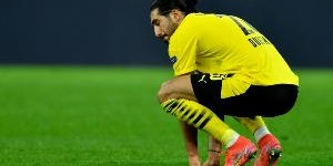 bob半岛体育-埃姆雷-詹：下一场会拿出好的表现&amp;amp;尽力取胜，这是我们欠球迷的